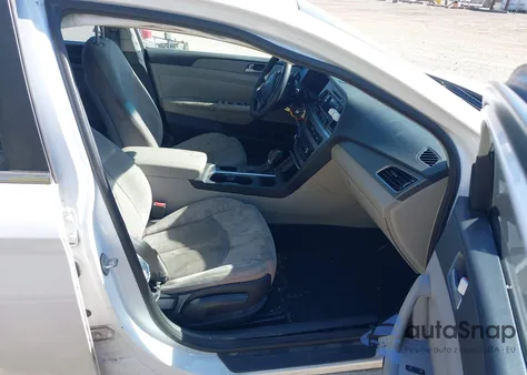 2015 Hyundai Sonata Se z USA, uszkodzony, nr VIN 5NPE24AFXFH201457